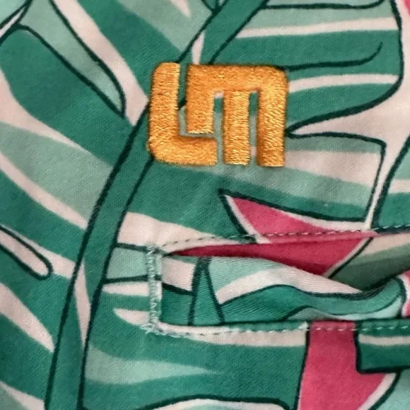 Loudmouth Men's Golf Shorts Pink Shark Size 38 Flat Front - Picture 3 of 4